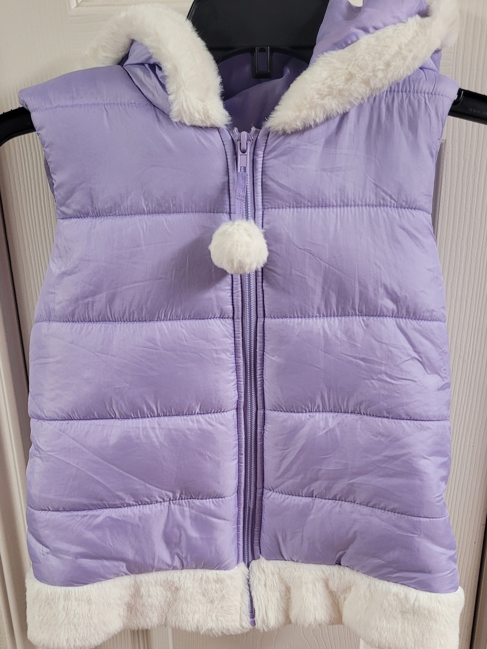 Isaac Mizrahi Lilac Puffer Vest with White Faux Fur Trim